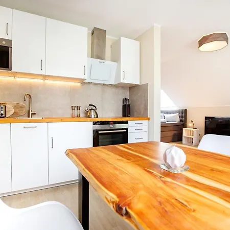 Apartamento Modernes In Stadtnaehe Wurtzburgo