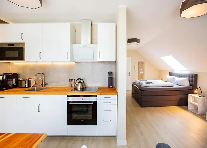 Modernes In Stadtnaehe Apartament